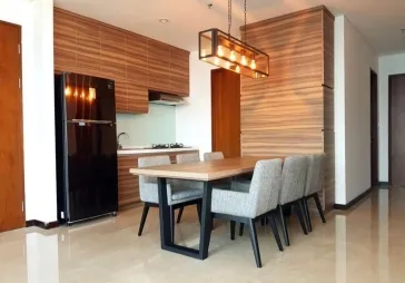 Disewakan apt furnish 3kt, di CBD area puri indah