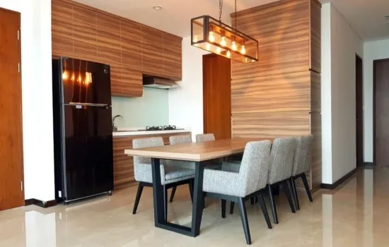 Disewakan apt furnish 3kt, di CBD area puri indah