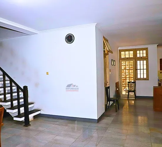 Rumah puri indah 2 lantai 3 kamar tidur