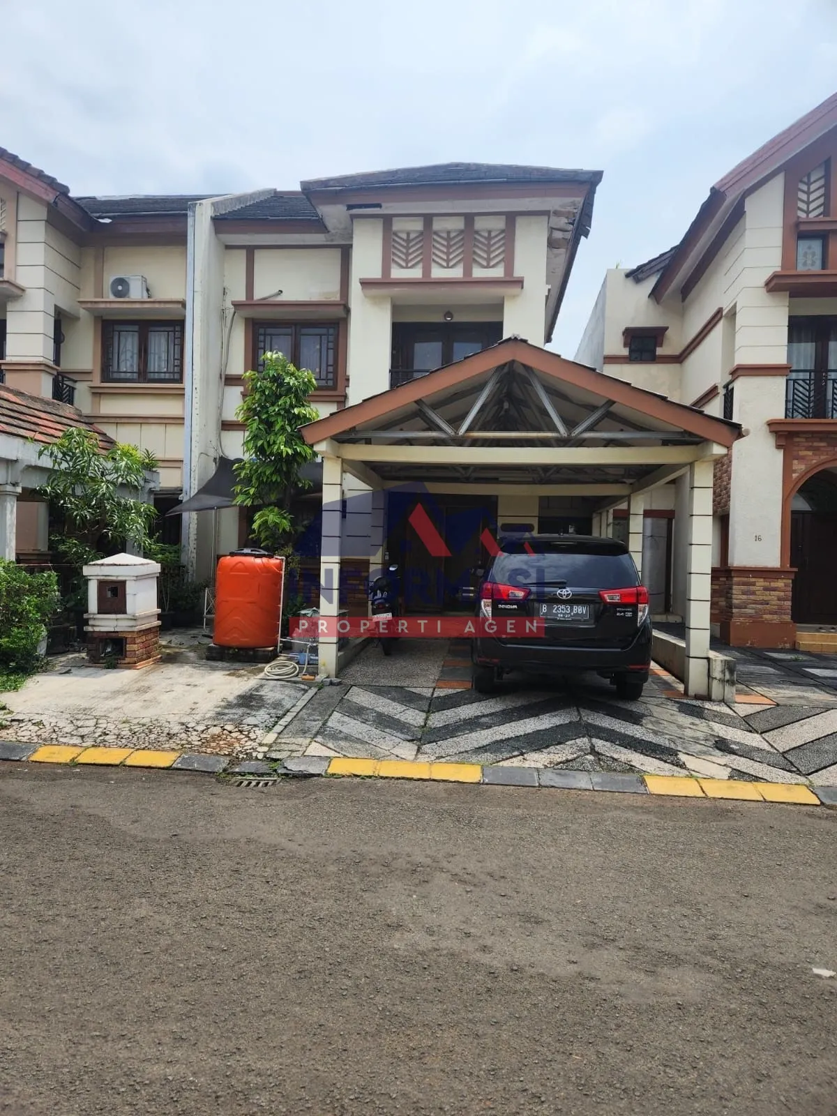 Dijual Segera Rumah di Golf Modernland, Tgr