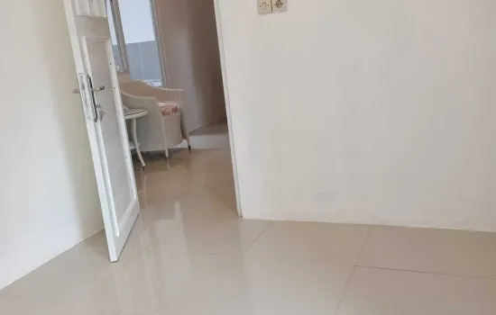 Dijual rumah strategis dekat Stasiun  Cisauk, BSD Tangerang