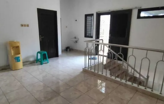 Dijual Cepat Rumah 2 Lt Siap huni di Kosambi Baru