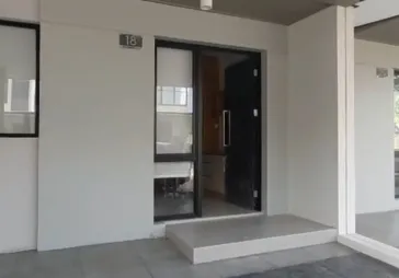 Rumah baru minimalis 2 lantai lokasi PIK 2