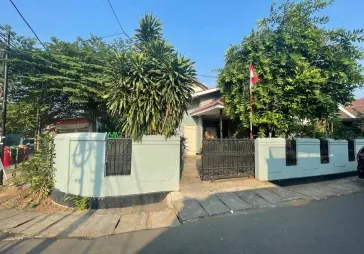 Rumah Siap Huni.  Joglo ,kec Kembangan Jakarta Barat.