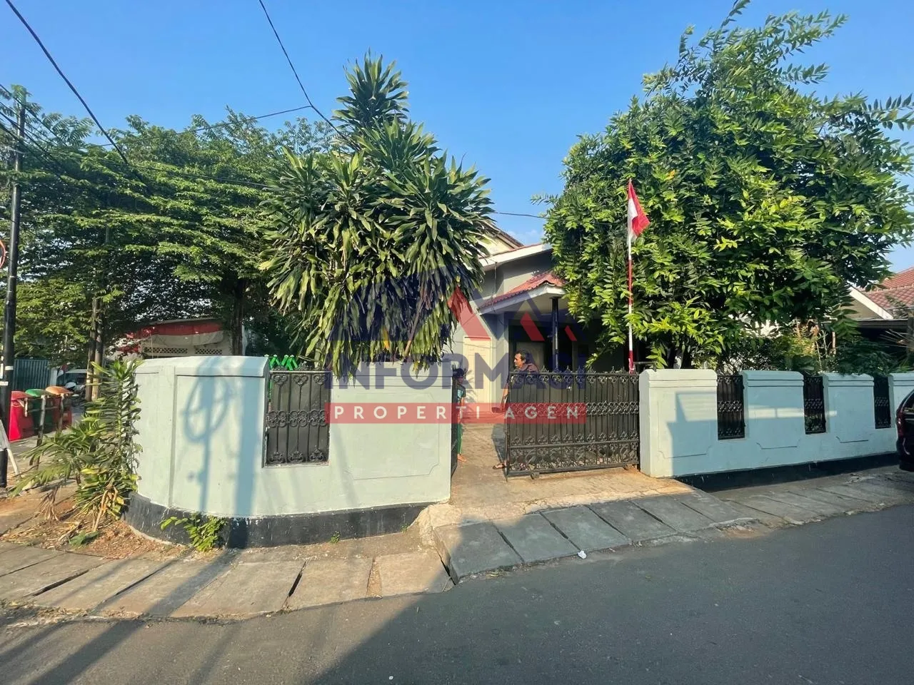 Rumah Siap Huni.  Joglo ,kec Kembangan Jakarta Barat.