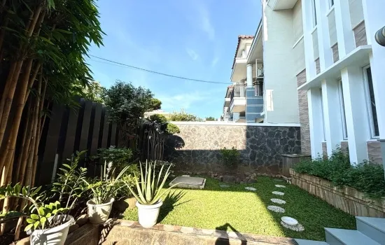 Dijual Rumah Teman Harga Bersahabat Daan Mogot Jakarta Barat