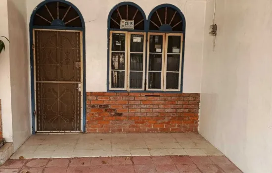 Dijual rumah gandeng