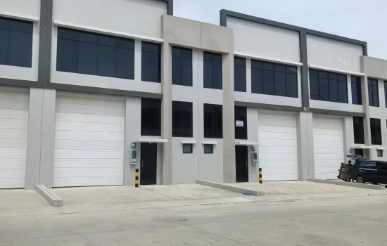 Bizpark PIK2 brandnew 9 m x20 m 1 lantai