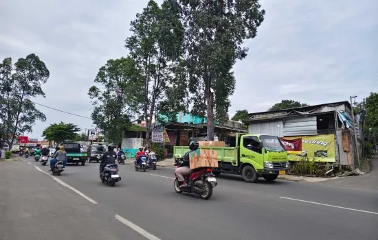 Ruko jalan KH. Hasyim Ashari,Tangerang