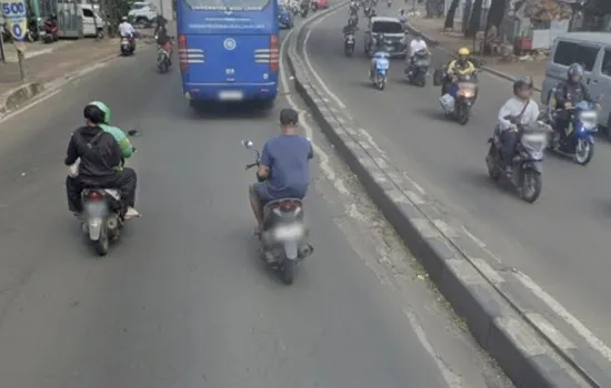 Ciledug Raya depan Azko. Kavling 1400 m2. Harga NJOP. Ramai