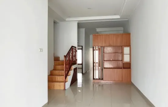 Dijual Rumah Teman Baru Bangun Kreo Ciledug Tangerang