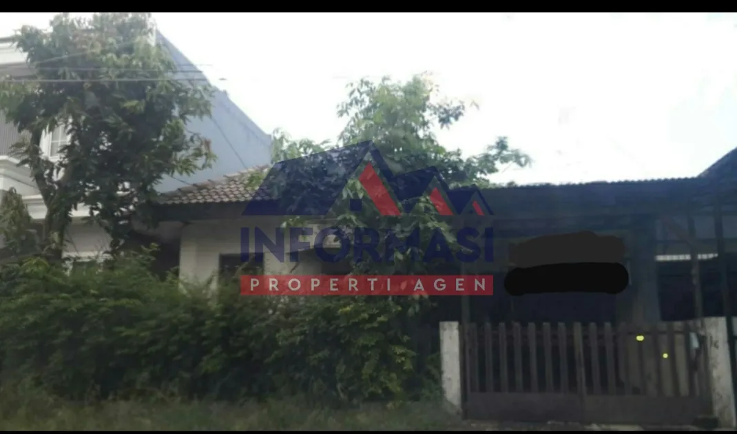 Rumah tua di taman Meruya ilir