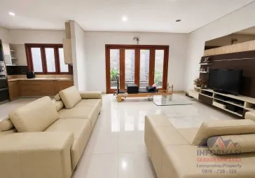 Dijual Rumah Split Modern Siap Huni
