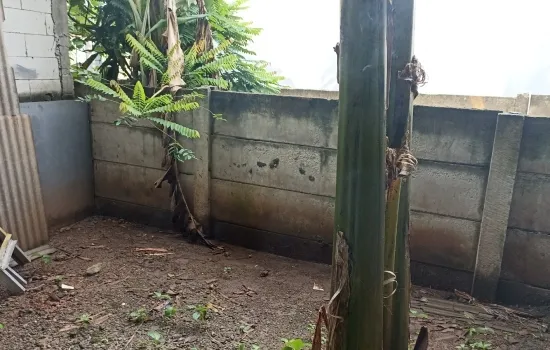 Ruko siap pakai.  kamar mandi 2 . 2 lantai