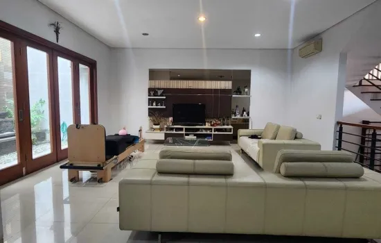 Dijual Rumah Split Modern Siap Huni