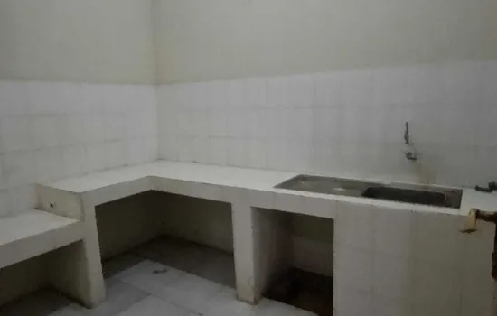 Dijual rumah cocok buat kos2an dan kontrakan