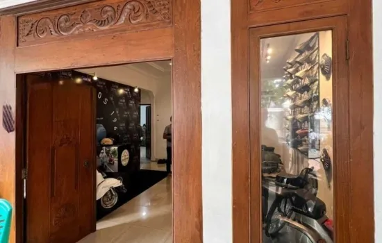 Dijual Rumah Keluarga di Kemang tanah 1000 Jakarta Selatan