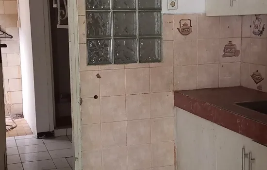 Dijual Rumah Siap huni. Lt. 144m kt. 3. Km.2. 1.5lantai