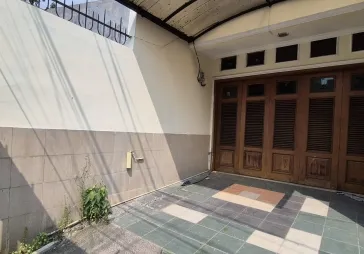 DIJUAL PURI INDAH 150m2 terjangkau lokasinya