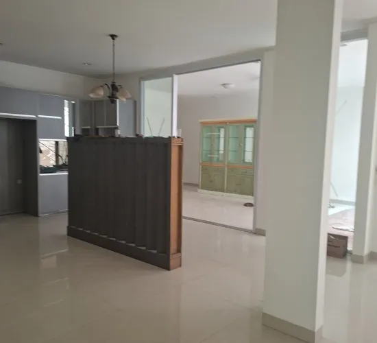 Rumah Elite renov bersih LT 300 2 lt lokasi elite puri indah