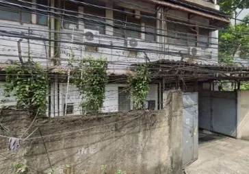Tanah dan rumah kos kuningan