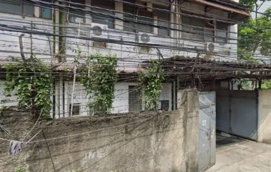Tanah dan rumah kos kuningan