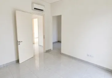 Apartemen exclusive semi furnish Luas 193.5 meter persegi