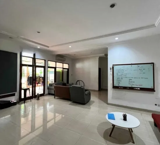 Dijual Rumah Keluarga di Kemang tanah 1000 Jakarta Selatan