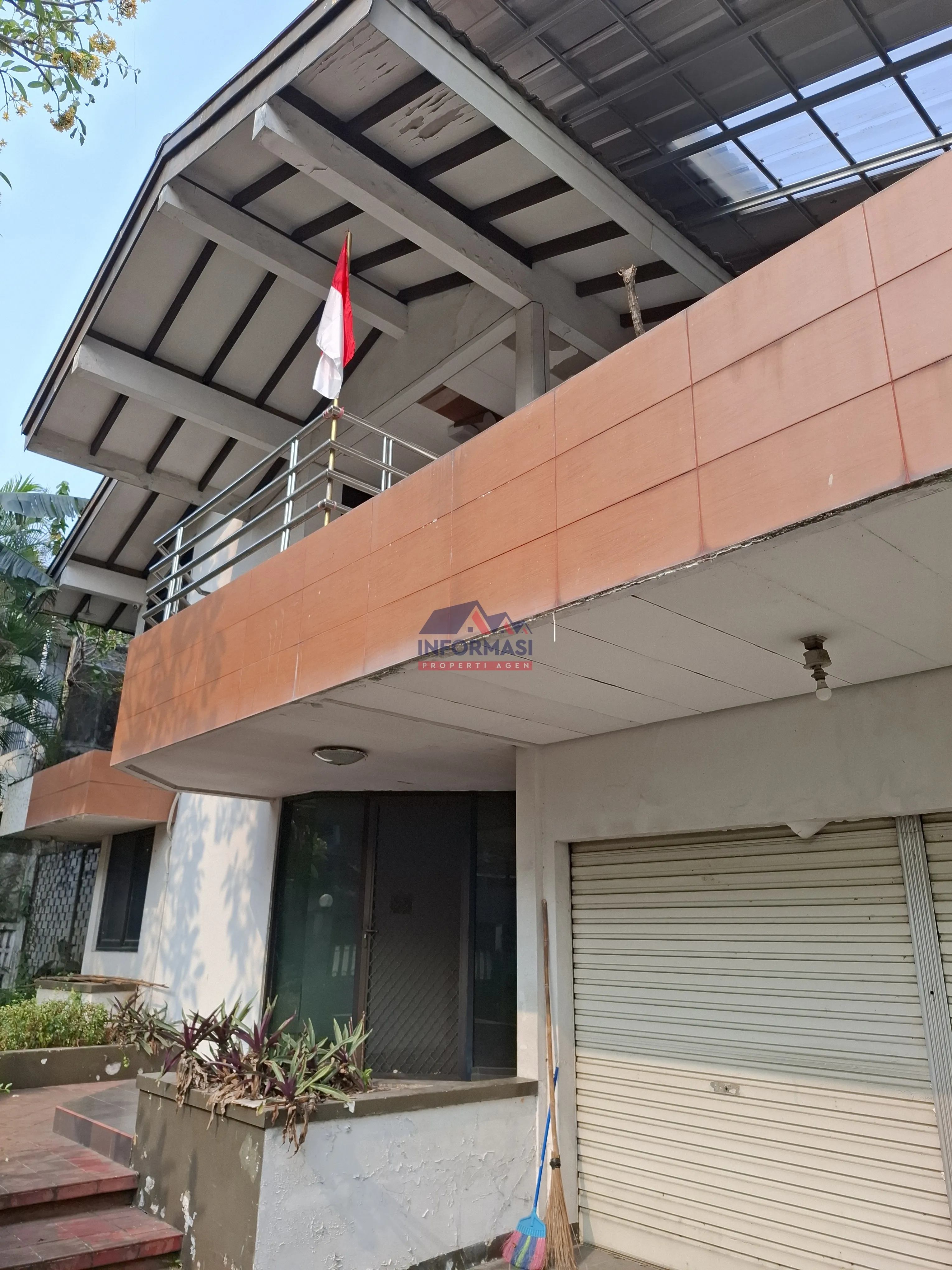 Tampak Depan