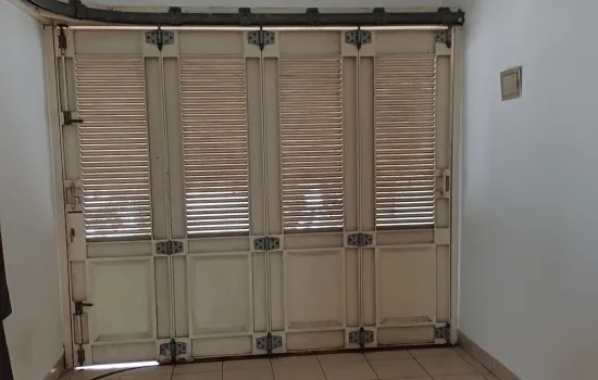 Rumah siap huni Permata Mediterania, 2 lt., 9x18, KT 4  KT 3