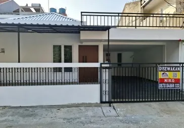 Rumah baru 1,5lt gelong baru tomang hrg 120 juta/th