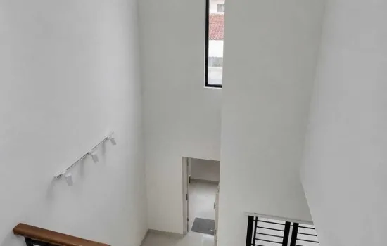 Rumah nyaman dan asri  BSD