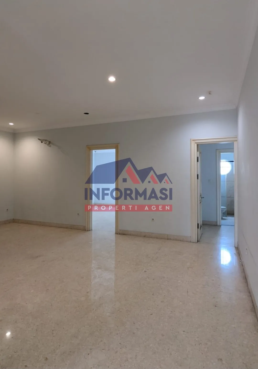 Disewakan rumah di permata buana