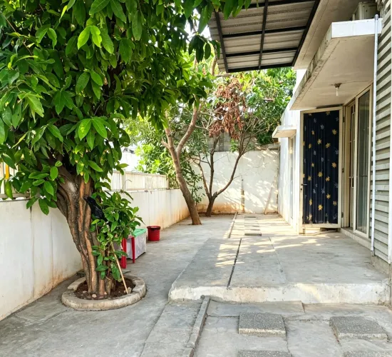 DIJUAL RUMAH TAMAN SEMANAN HOOK
