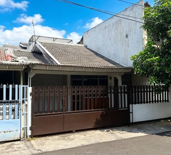 Rumah tua , Jakarta Barat , 1 lantai