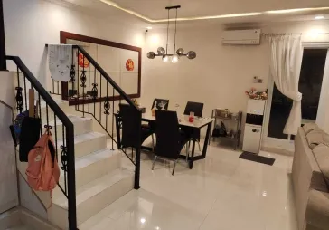 Dijual Rumah Permata Buana (Full Renovasi)
