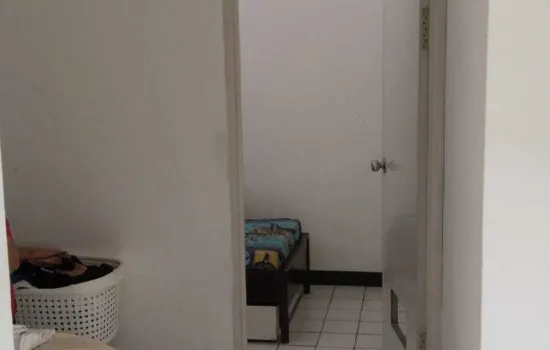 Rumah Hoki di Perumahan Tomang Barat Baru
