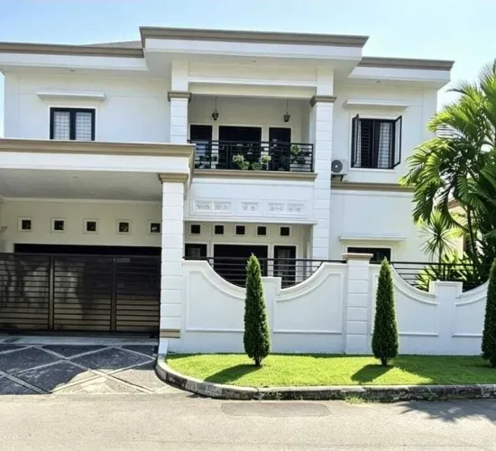 Rumah nyaman di tangerang selatan