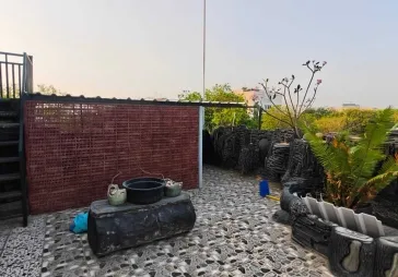 Dijual Cepat Rumah 5 Lantai Strategis Hook