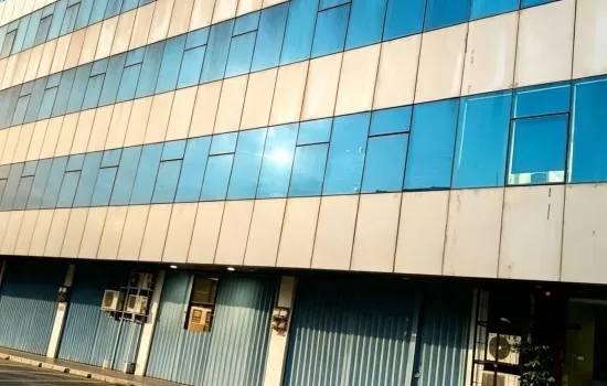 Kedoya Elok lokasi bagus parkir luas jarang ada