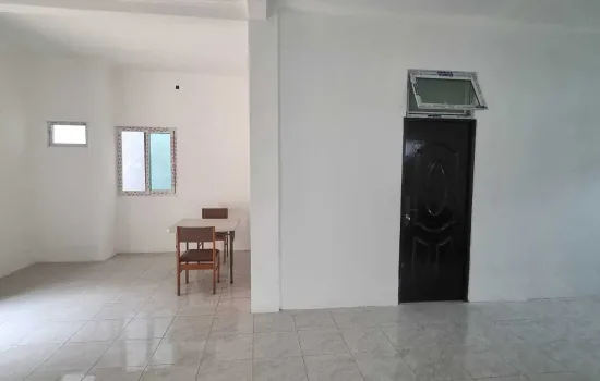 Rumah mungil puri indah hadap selatan