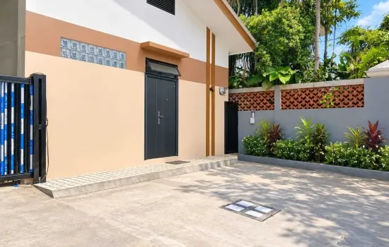 Rumah mungil puri indah hadap selatan